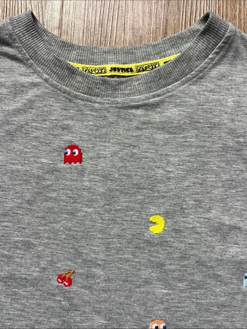 Justice Kids' Grey Pac-Man Embroidery Short Sleeve T-shirt Size Small (7/8)